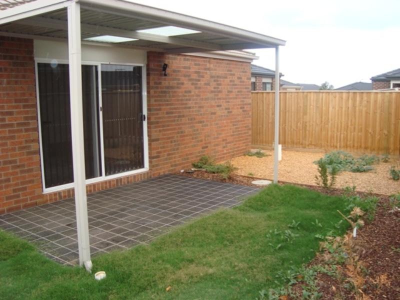 11 Alice Way, Tarneit VIC 3029