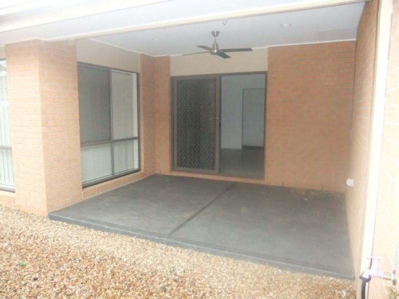 2 Toporoa Ct, Sandhurst VIC 3977