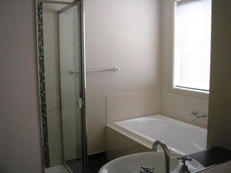 39 Billabong Cres, Tarneit VIC 3029