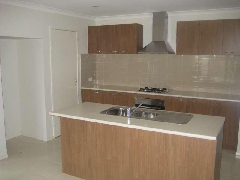 11 Wodalla  Cct, Sandhurst VIC 3977