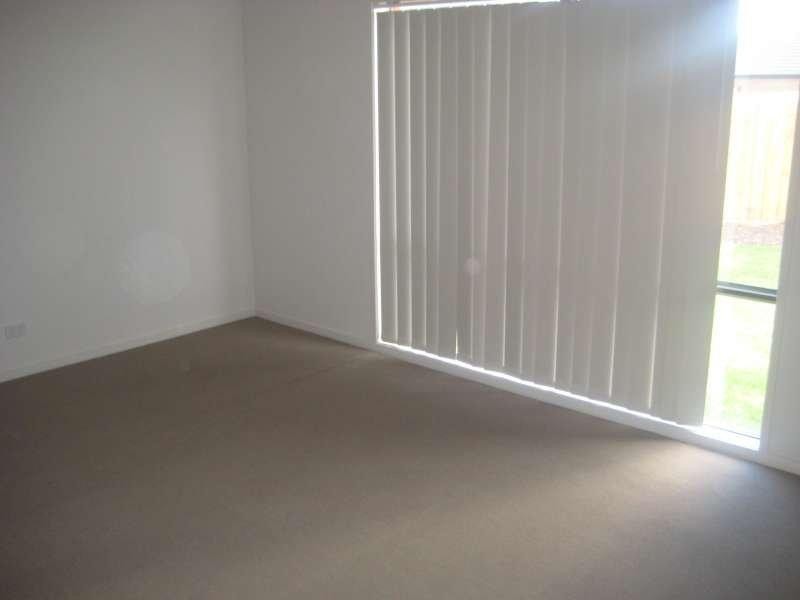 11 Wodalla  Cct, Sandhurst VIC 3977