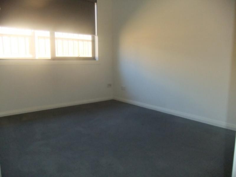 3/3 Howard  Ct, Glenroy VIC 3046