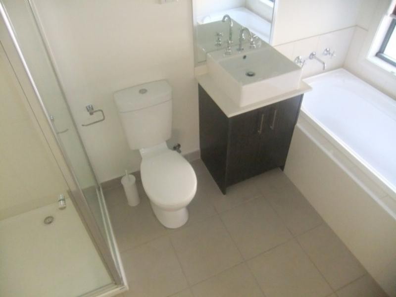 3/3 Howard  Ct, Glenroy VIC 3046