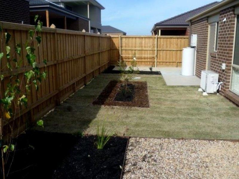 17 George Frederick Rd, Cranbourne VIC 3977