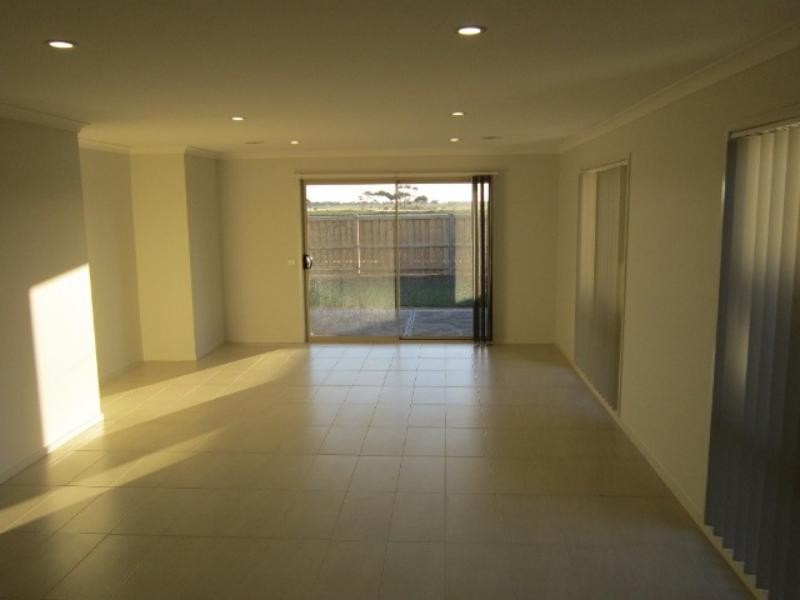 5 Tusmore Rd, Point Cook VIC 3030