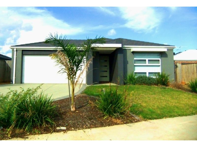 40 Moorookyle Ave, Tarneit VIC 3029