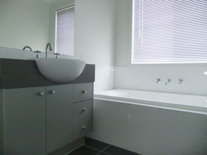 40 Moorookyle Ave, Tarneit VIC 3029