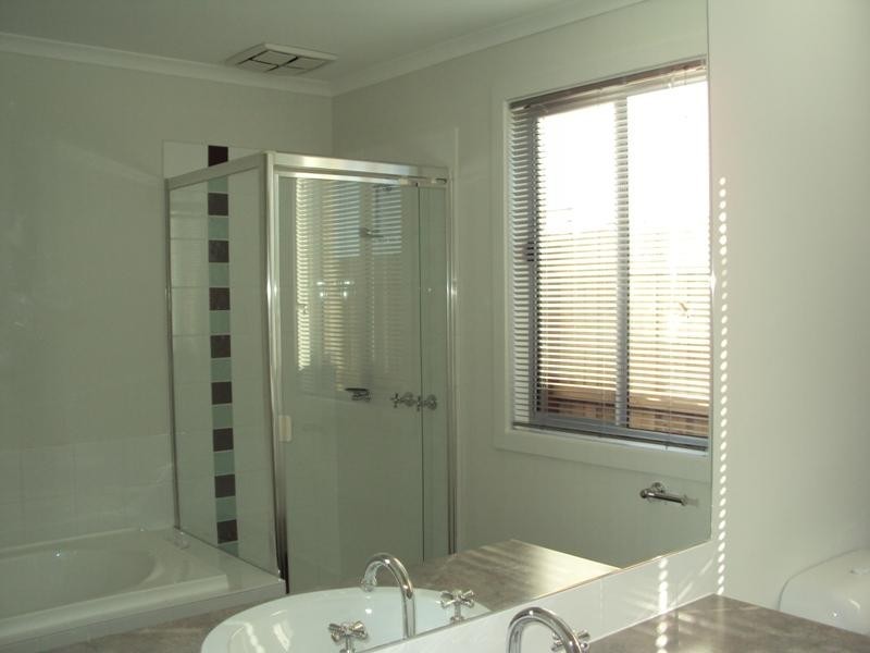 21 Dominion Tce, Truganina VIC 3029