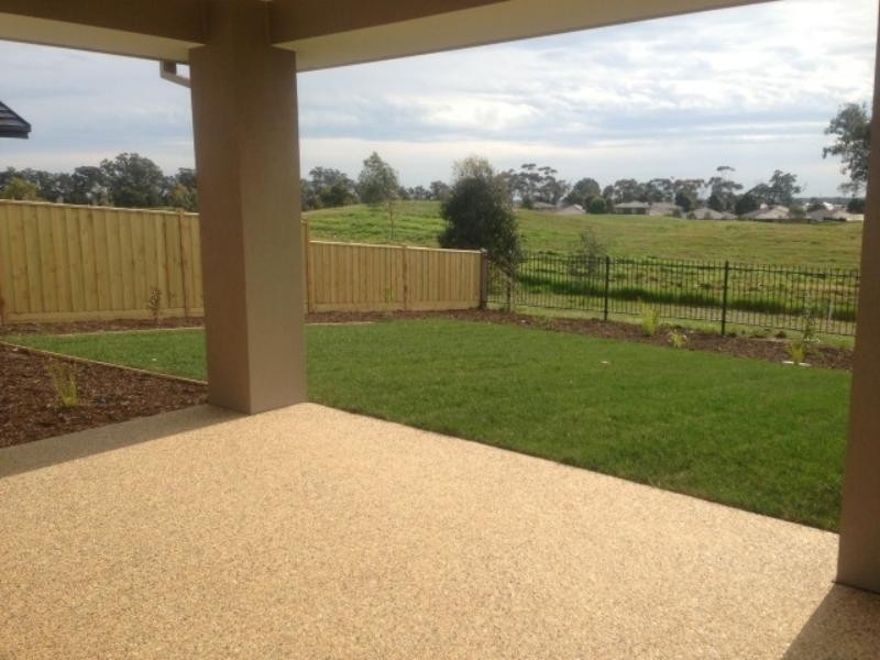 208 Sandhurst Bvd, Sandhurst VIC 3977