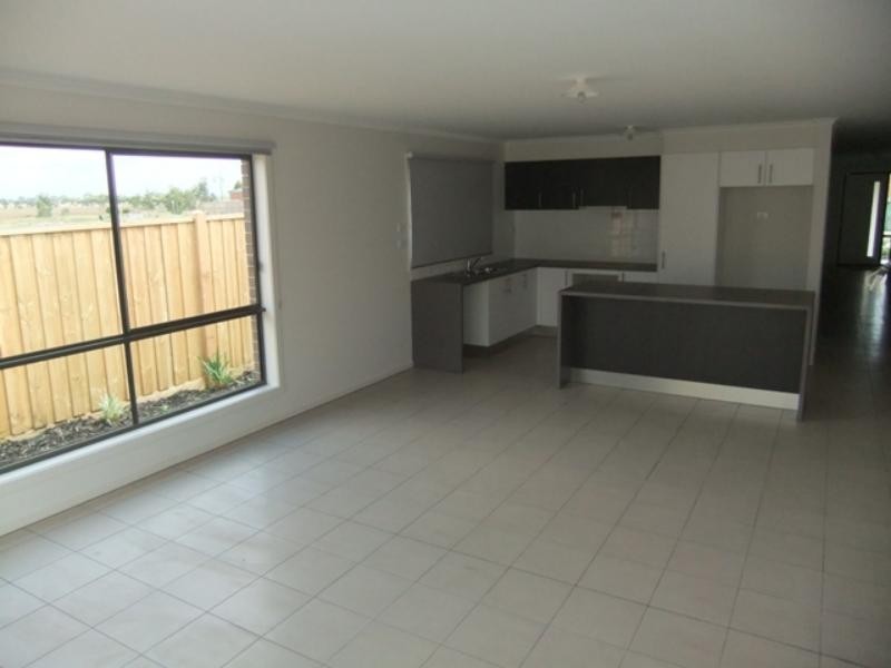 15 Brimstone Dr, Tarneit VIC 3029