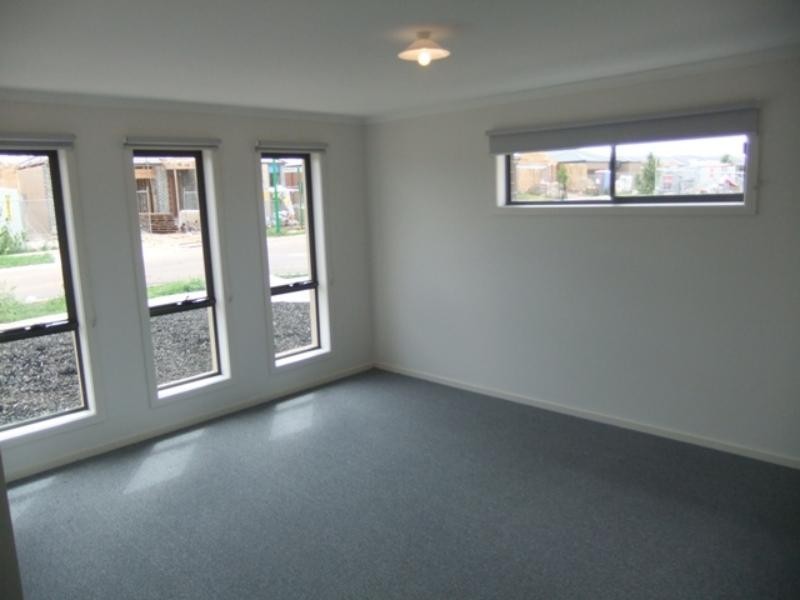 15 Brimstone Dr, Tarneit VIC 3029