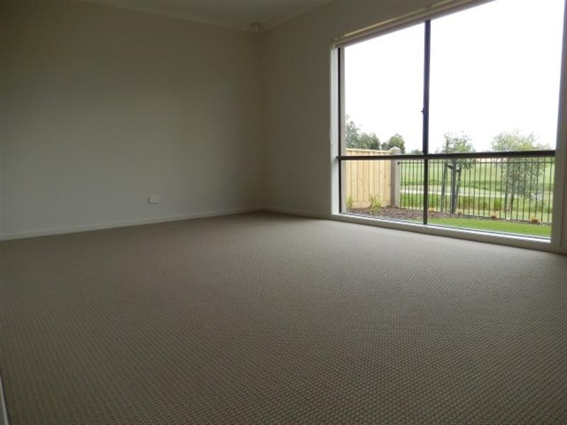 184 Sandhurst Bvd, Sandhurst VIC 3977