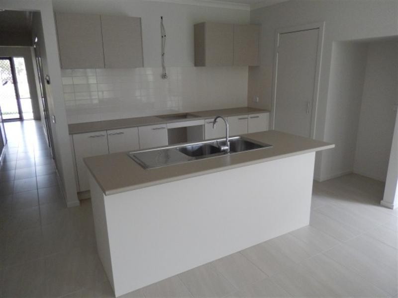 20 Barrington Ch, Sandhurst VIC 3977