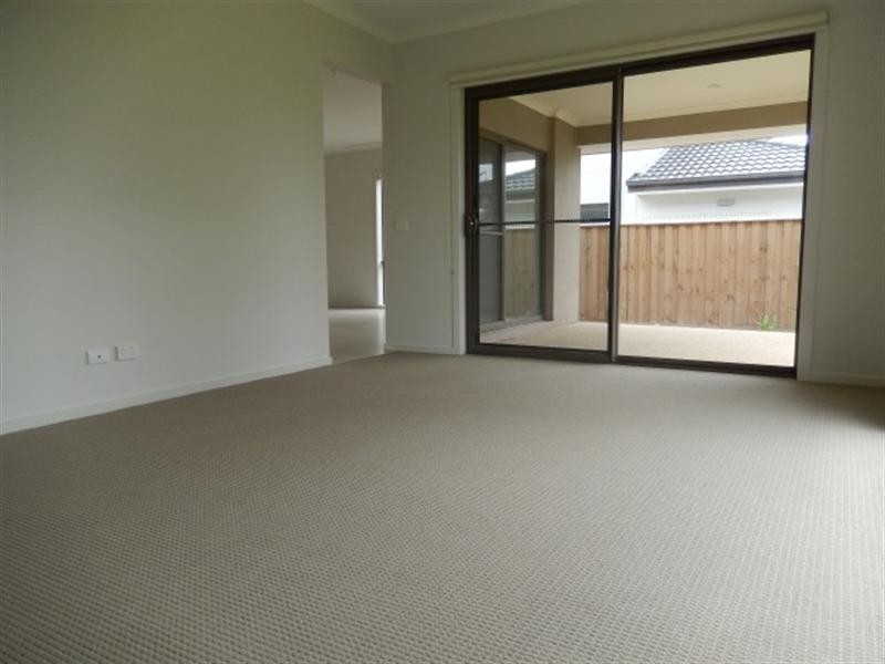 20 Barrington Ch, Sandhurst VIC 3977