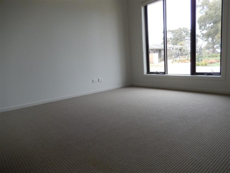 20 Barrington Ch, Sandhurst VIC 3977