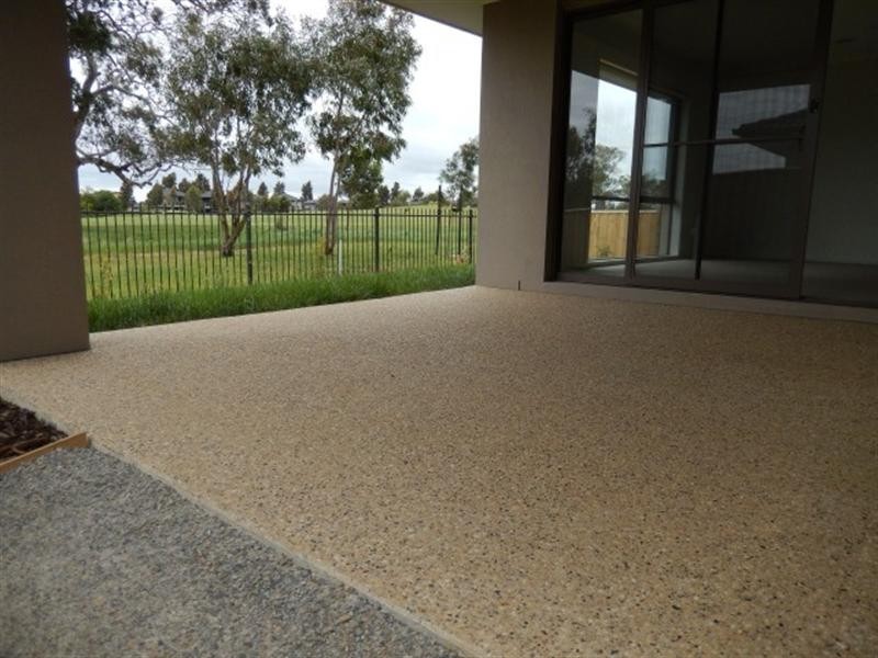 20 Barrington Ch, Sandhurst VIC 3977