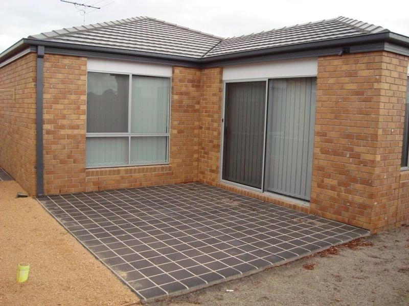 175 Riversdale Dr, Tarneit VIC 3029