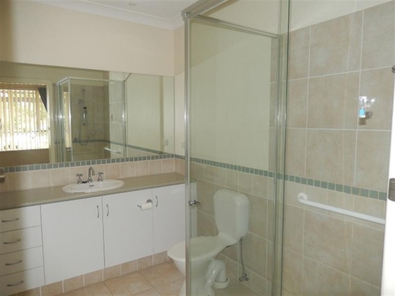 10 Hertford Ct, Wantirna South VIC 3152