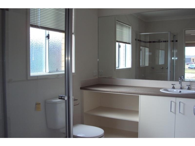 16 Colby Lnk, Derrimut VIC 3030