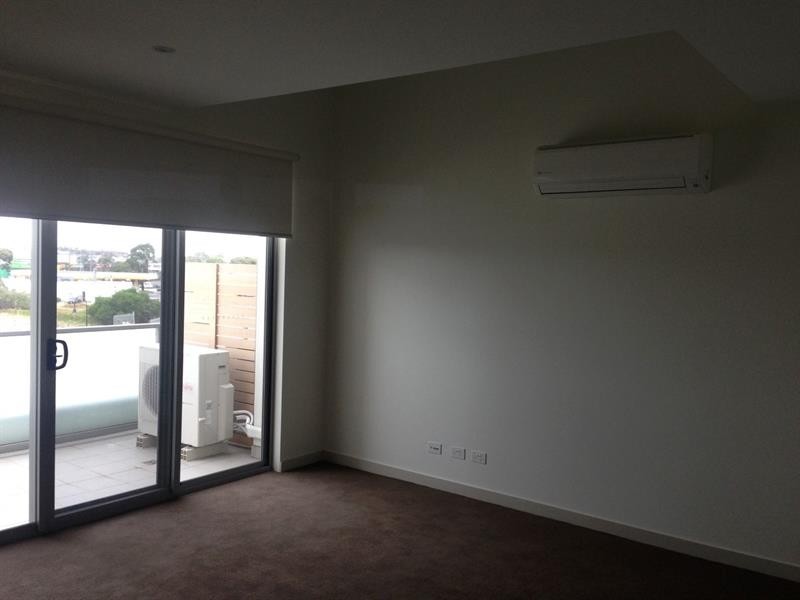 304/3 Sandbelt  Cl, Heatherton VIC 3202