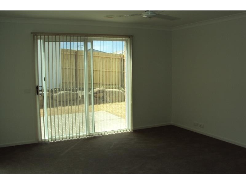 19 Dominion Tce, Truganina VIC 3029