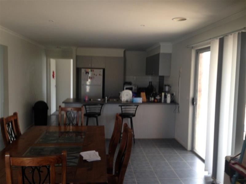 2 Parnell Pl, Truganina VIC 3029