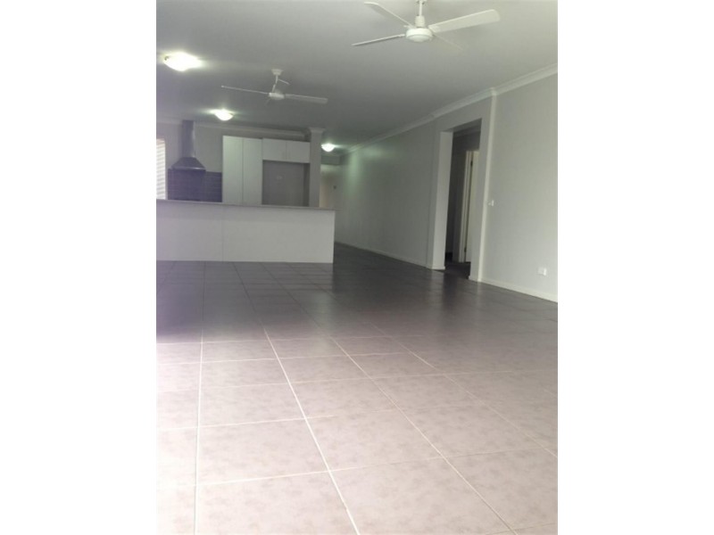 6 Aston Gld, Derrimut VIC 3030