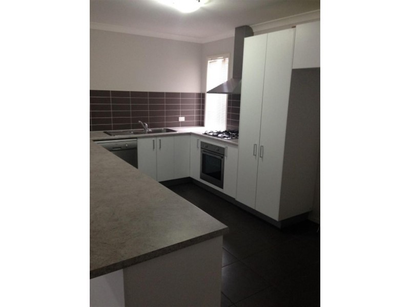 6 Aston Gld, Derrimut VIC 3030