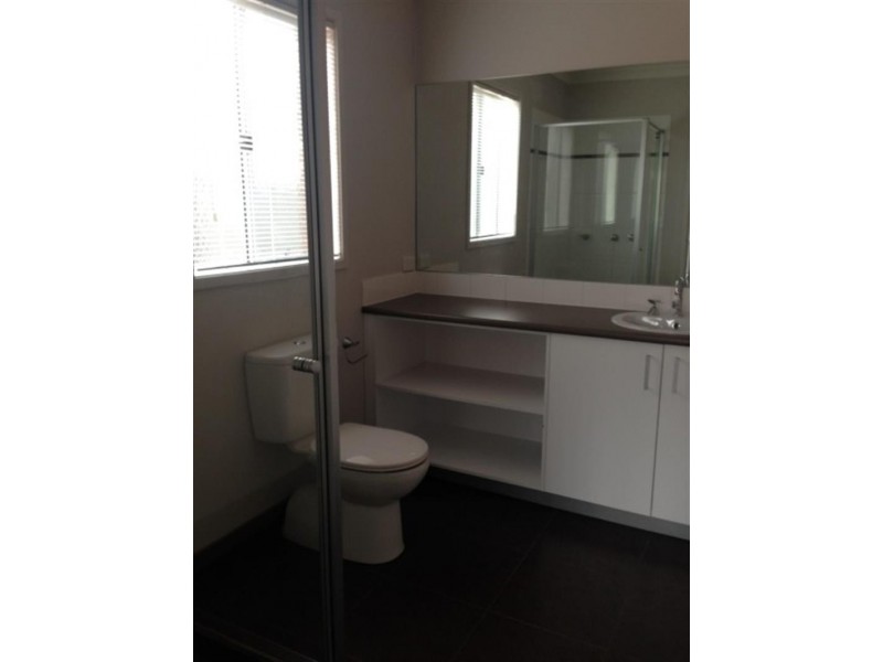 6 Aston Gld, Derrimut VIC 3030