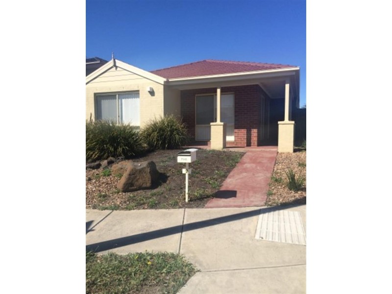 2 Province Gr, Doreen VIC 3754