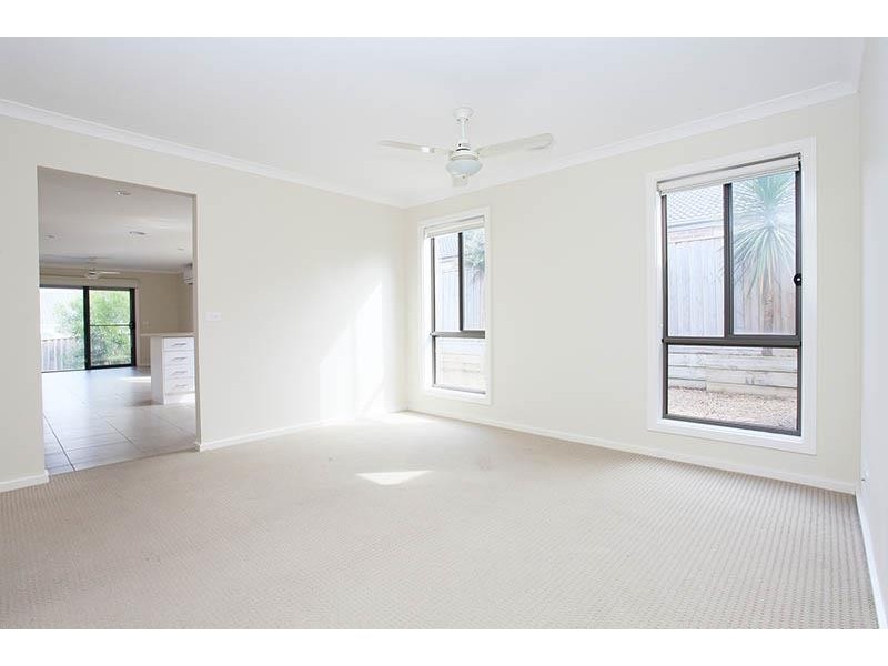 5 Foothills  St, Doreen VIC 3754