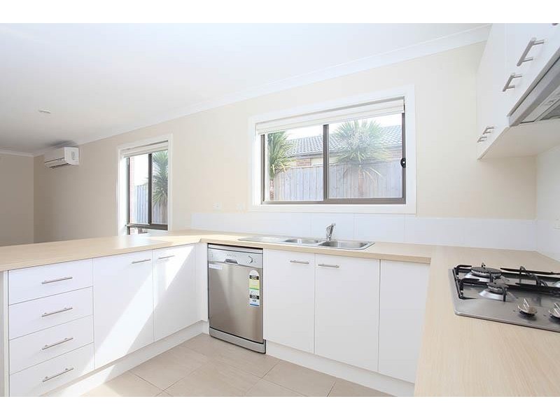 5 Foothills  St, Doreen VIC 3754