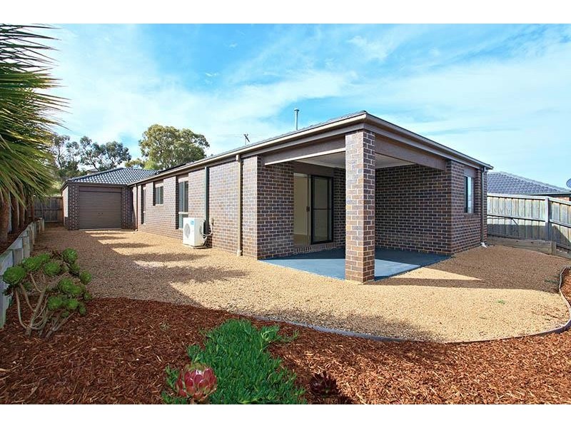 5 Foothills  St, Doreen VIC 3754