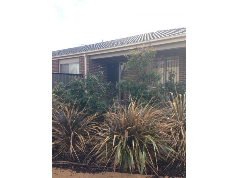 46 Florey Ave, Point Cook VIC 3030