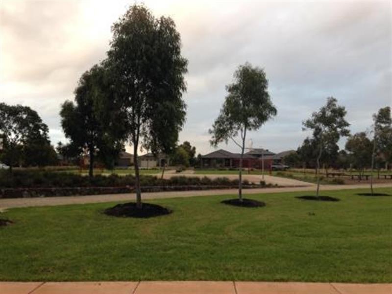 46 Florey Ave, Point Cook VIC 3030