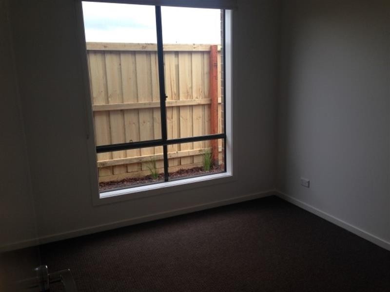 41 Hollaway Dr, Mernda VIC 3754