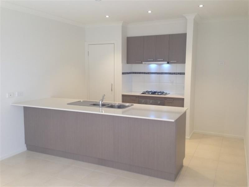 41 Hollaway Dr, Mernda VIC 3754