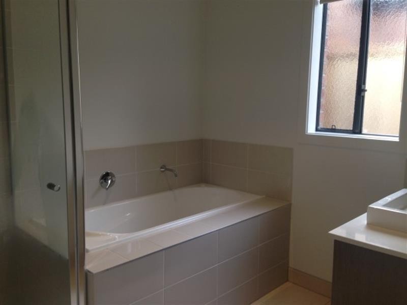 41 Hollaway Dr, Mernda VIC 3754