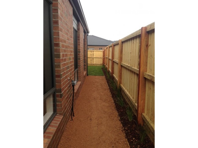 41 Hollaway Dr, Mernda VIC 3754