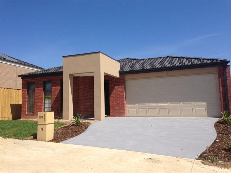 104 Sackville St, Mernda VIC 3754