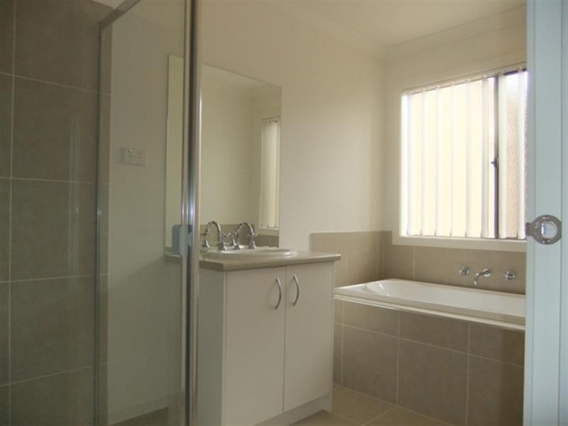 9 Yandee Ct, Truganina VIC 3029