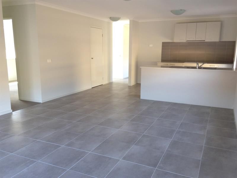 110 James Melrose Dr, Brookfield VIC 3338