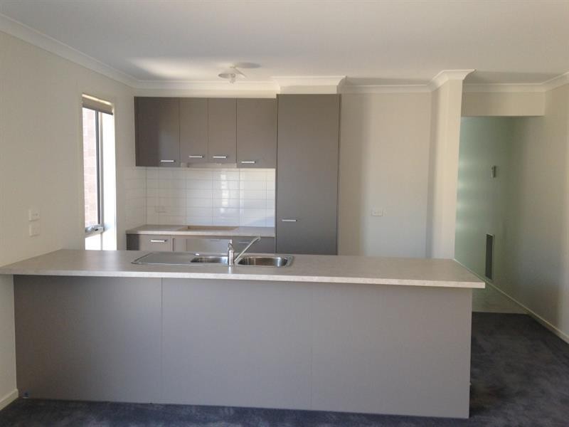 14 Corkwood Cres, Wallan VIC 3756