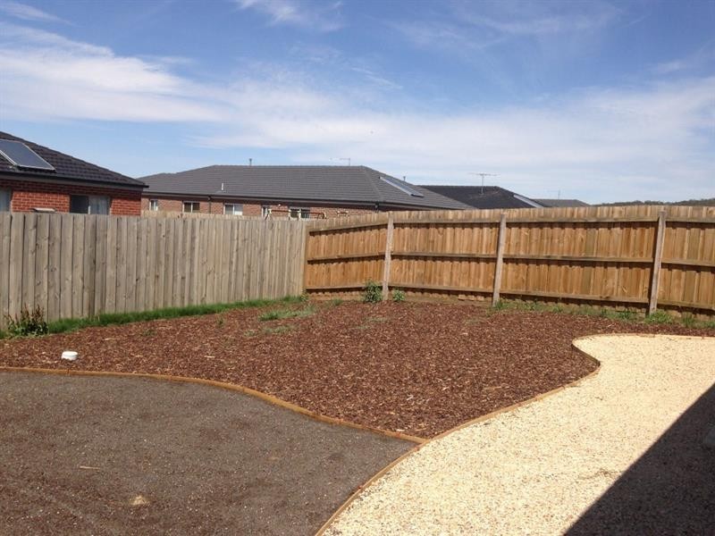 14 Corkwood Cres, Wallan VIC 3756