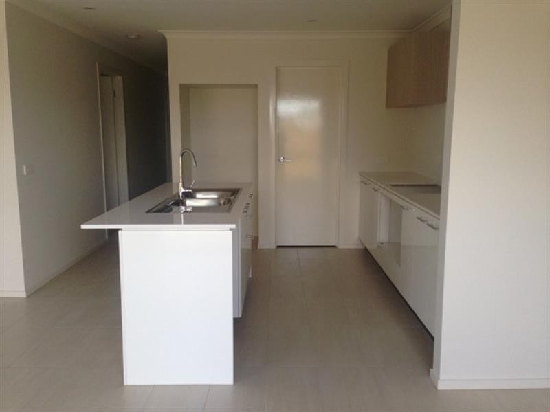 24 Collinson Way, Officer VIC 3809