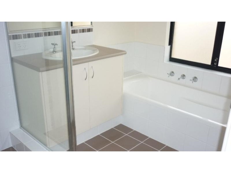 6 St Pierre  Loop, Meadow Springs WA 6210