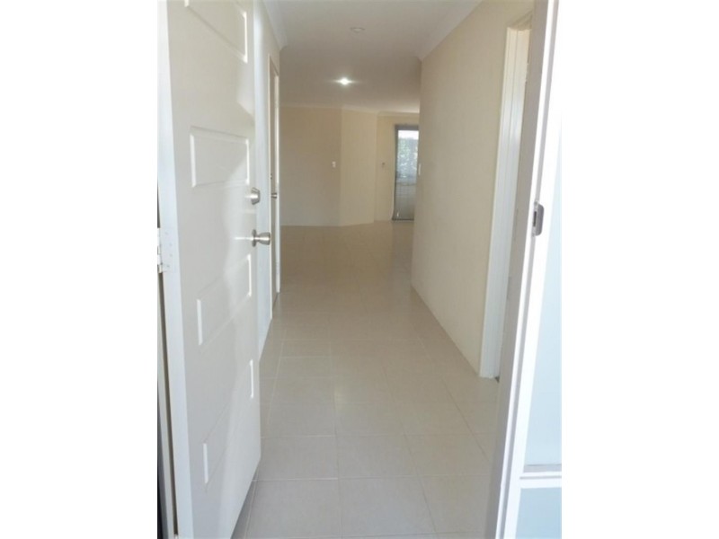 14 Illyarrie Ave, Falcon WA 6210