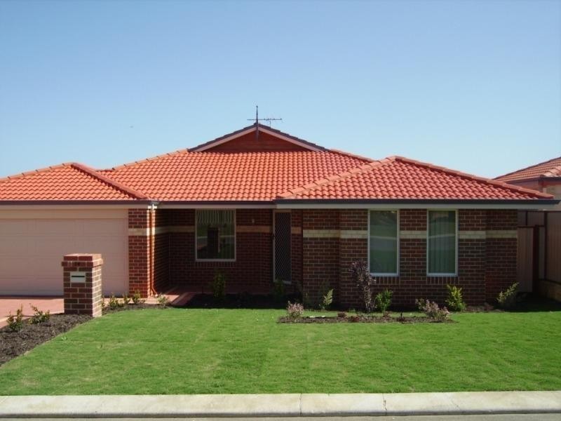 14 Birchgrove  Way, Pearsall WA 6065