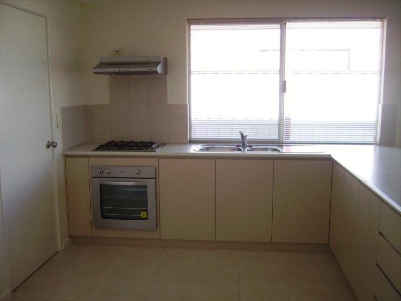 14 Birchgrove  Way, Pearsall WA 6065