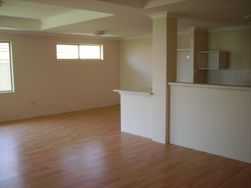 45 Sacremento Parade Pde, Hocking WA 6065